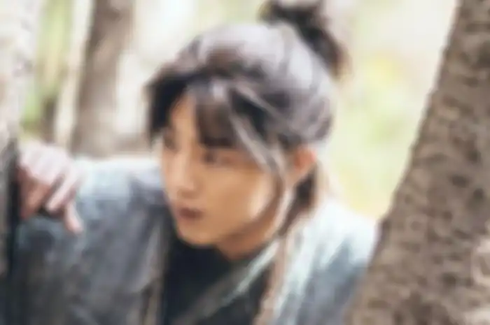 Jisoo saat berperan di drama 'River When The Moon Rises'