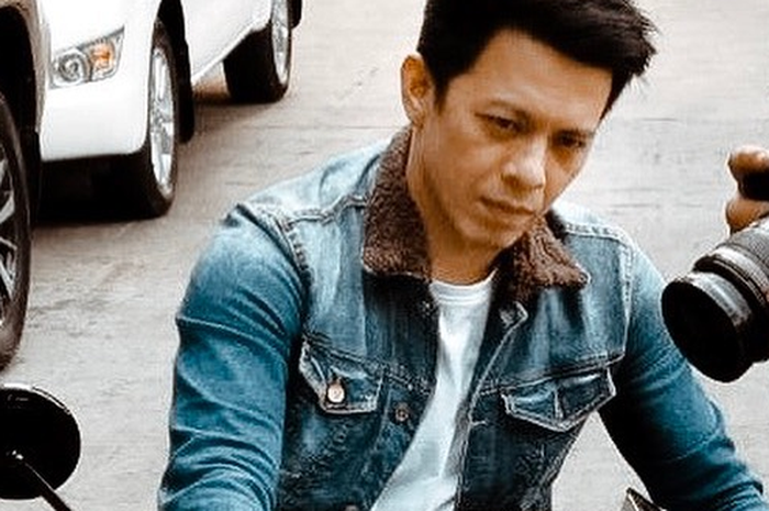 Ariel NOAH dengan hobi motor gedenya
