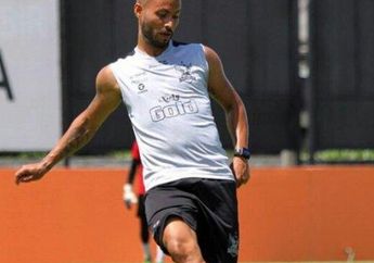 Dapat Sambutan Hangat, Bruno Smith Girang Bisa Bergabung dengan Arema FC