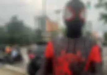 Spiderman di Lampu Merah Prambanan Dicari Netizen, Orang Baik Tak Butuh Imbalan