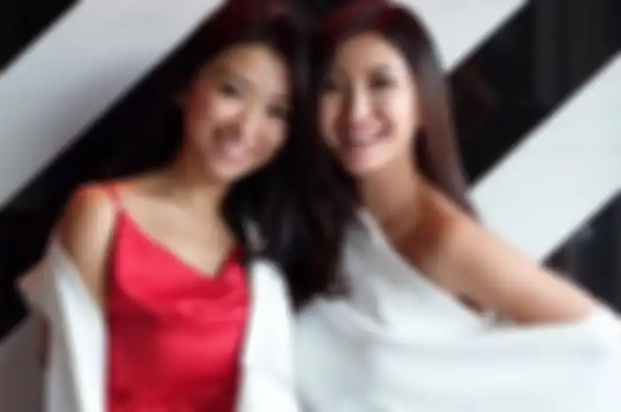 Slyvie & Cindy Cendana