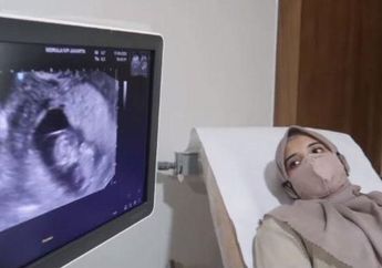 Adiknya Ikut Periksa Karena Penyakit di Rahim Muncul Lagi, Kondisi Janin dalam Kandungan Zaskia Sungkar Bikin Kaget, Istri Irwansyah Ternyata Lupa Kebiasaan Penting