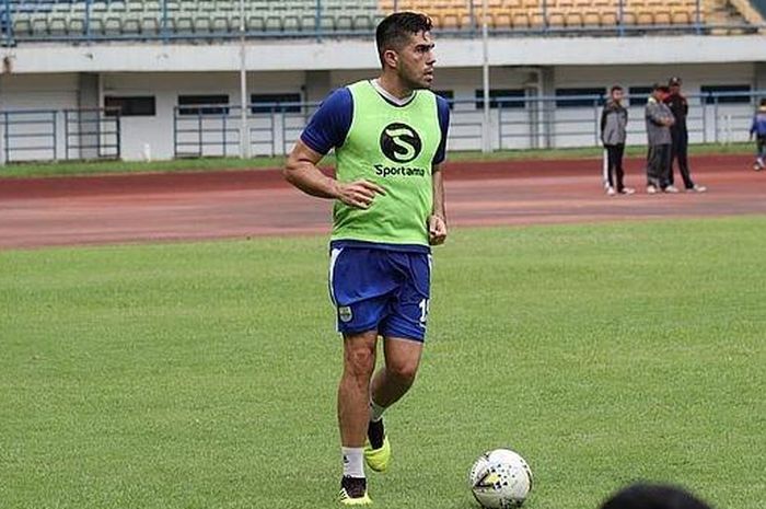 Bek Persib Bandung, Fabiano Beltrame.