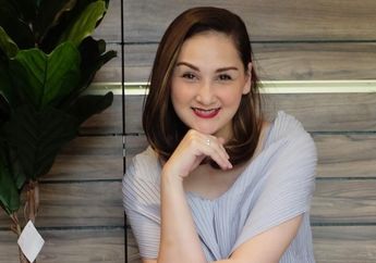 Sempat Nangis-nangis Gegara Dipaksa Casting Iklan, Mona Ratuliu Pamerkan Wajah Jutek dengan Bibir Menornya Saat Masih SMP, Istri Indra Brasco: Masa-masa Insecure!