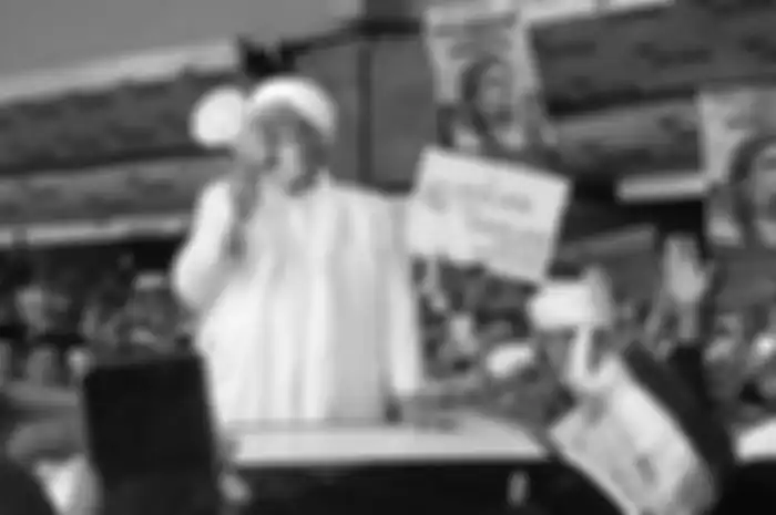 Habib Rizieq Shihab pulang, fasilitas Bandara Soekarno-Hatta rusak saat penyambutan.