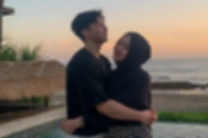 Potret kemesraan Putri Delina dan Jeffry Reksa