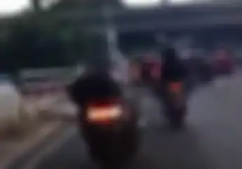 Yamaha NMAX Sombong, Pakai Sirine Eh Netizen Malah Gagal Fokus