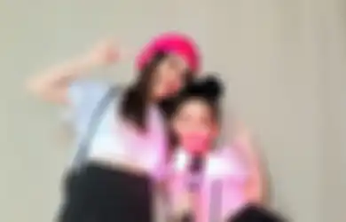 Lucky Fans! Bilqis Di-notice Lisa dan Jisoo di Konser BLACKPINK di Jakarta Day 1