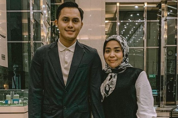 Fadel Islami dan Muzdalifah