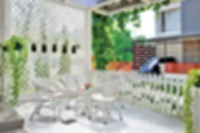 Teduh dengan Warna Putih