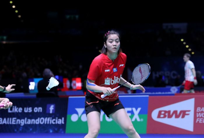 Tania Oktaviani Kusumah (kanan) saat tampil pada ajang All England 2019.