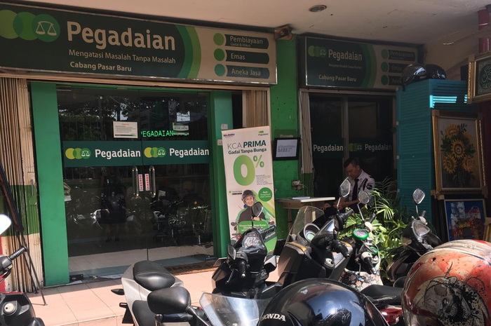 Outlet Pegadaian di Pasar Baru, Jakarta Pusat. Dompet Lagi Tipis dan Cuma Punya Motor Klasik, Bisa Gak Ya Dijadikan Duit Sementara di Pegadaian?