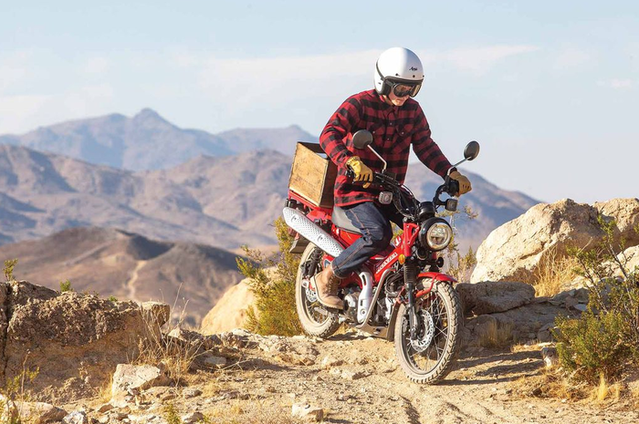 Motor Honda CT125, motor trail bebek