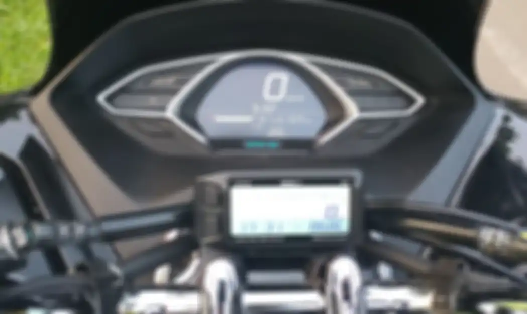 EFI multi meter merek Koso terpasang di All New PCX 150