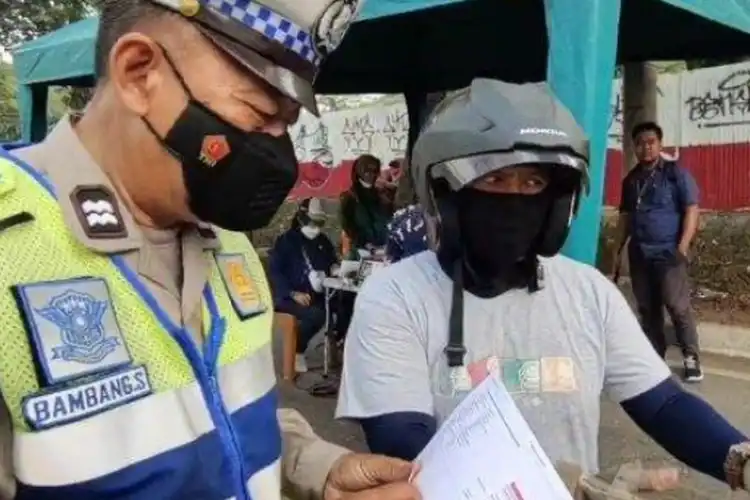 Nekat Bikin SIM Baru Padahal SIM Sebelumnya Ditahan Polisi Akibat Ditilang Polisi Ingatkan Hal Ini