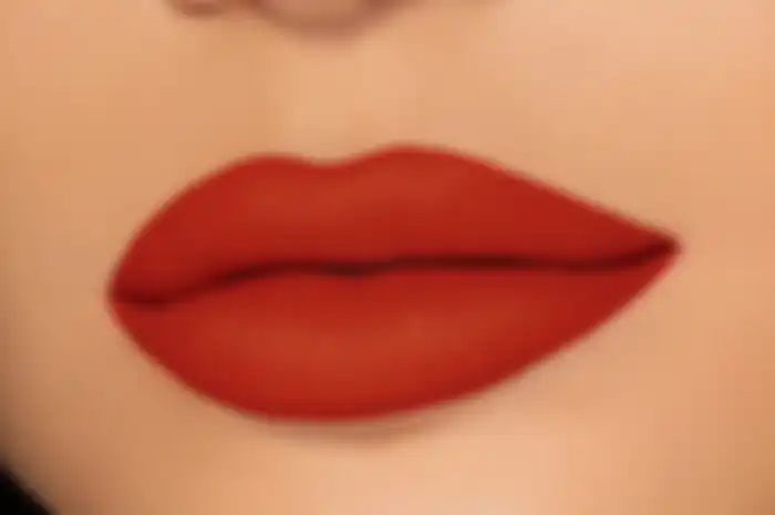 Lipstik merah