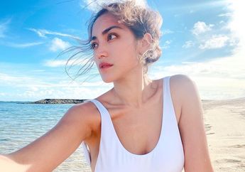 Jessica Iskandar Kenakan Blus Transparan Seharga Rp 1,6 Juta Saat Pamer Foto di Pinggir Kolam Renang, Netizen: Cantik Iya, Tapi Seksinya Kebangetan!