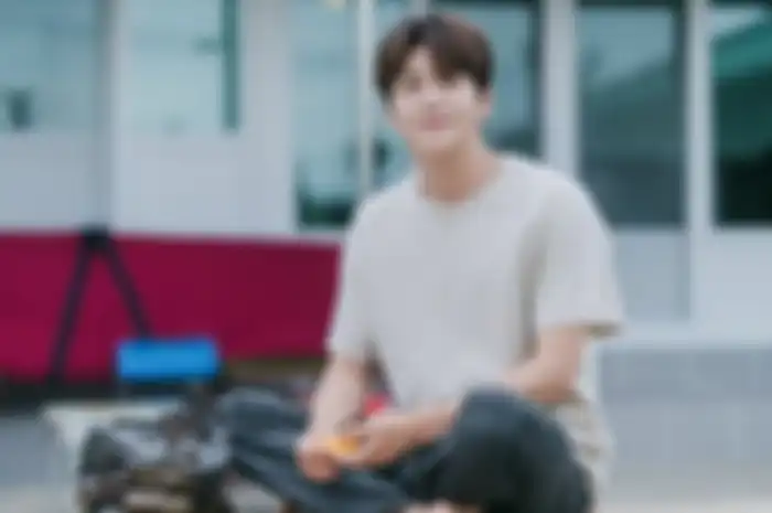 Kim Seon Ho dalam drama Korea Hometown Cha Cha Cha