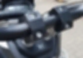 Biar Posisi Setang Motor Bisa Disetel Sesuka Hati, Bikers Honda ADV150 Tinggal Pasang Aksesoris Ini