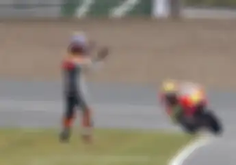 Sindir Siapa? Di WorldSBK Ceko Kemarin, Jonathan Rea Tiru Aksi Tepuk Tangan Stoner ke Rossi