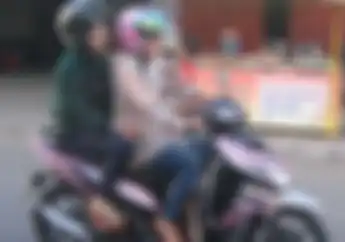 Aman Dari Jambret, Begini Meletakkan Tas Yang Aman Di Motor 