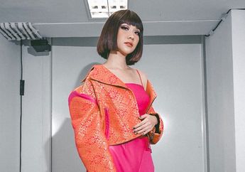 Tinggalkan Gaya Rambut Bob Pendek, Intip Penampilan Terbaru BCL yang Makin Stunning