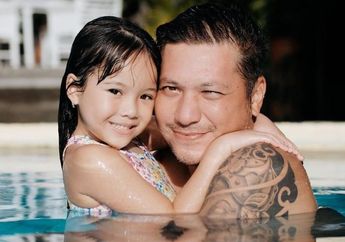 Ayah Idaman, Gading Marten Pamer Momen Gendong Gempita hingga Janjikan Hal Manis Ini ke Anak Semata Wayang, Netizen Terharu!