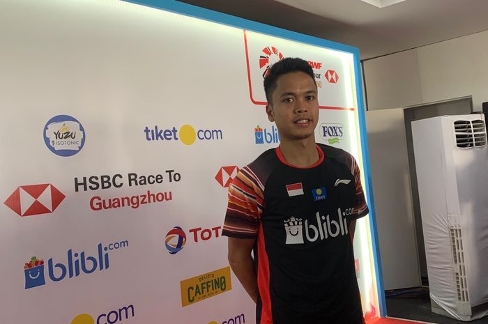 Pebulu tangkis tunggal putra Indonesia, Anthony Sinisuka Ginting, pasca laga babak kedua Indonesia Open 2019 di Istora Senayan, Jakarta, Kamis (18/7/2019).