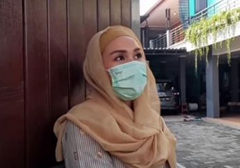 Pandemi Covid-19 Masih Berlangsung, 2021 Jadi Tahun Kedua Ayu Ting Ting Tak Turun Tangan Urus Pemotongan Hewan Kurban