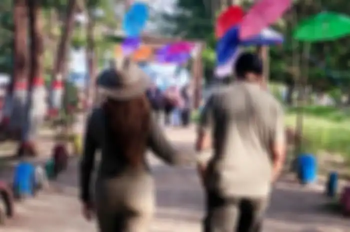 18 tahun berumah tangga, pasanga selebriti senitor ini adem ayem hingga tetap romantis tanpa gosip miring