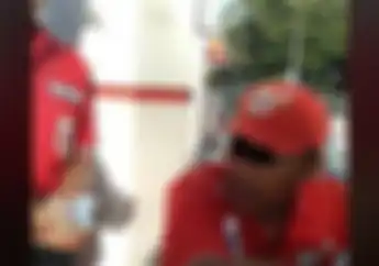 Pasuruan Geger, Video Petugas Pom Bensin Lakukan Pungli ke Pembeli Bensin Eceran, Marah Saat Ditanya