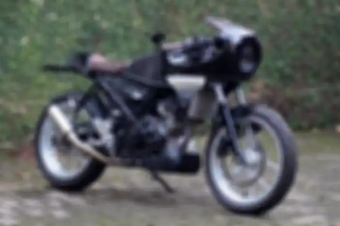 Suzuki GSX-R150 dirombak jadi cafe racer