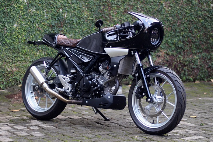 Suzuki GSX-R150 dirombak jadi cafe racer