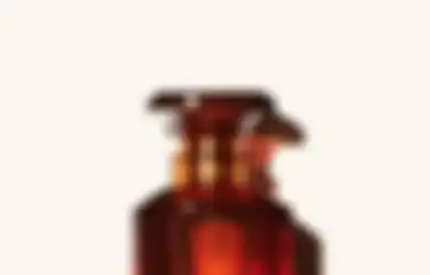 Parfum Fenty Milik Rihanna Berhasil Ludes Hanya dalam Hitungan Jam!