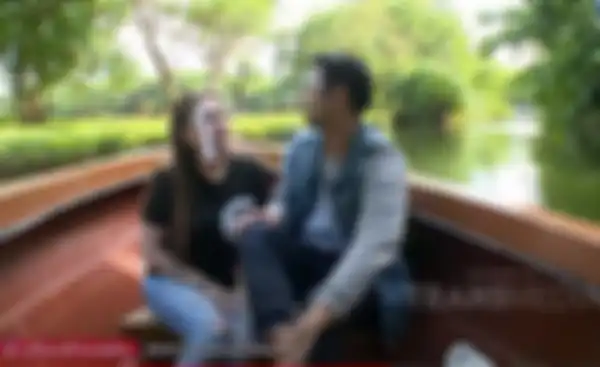 Raffi Ahmad saat berbincang dengan Celine Evangelista.