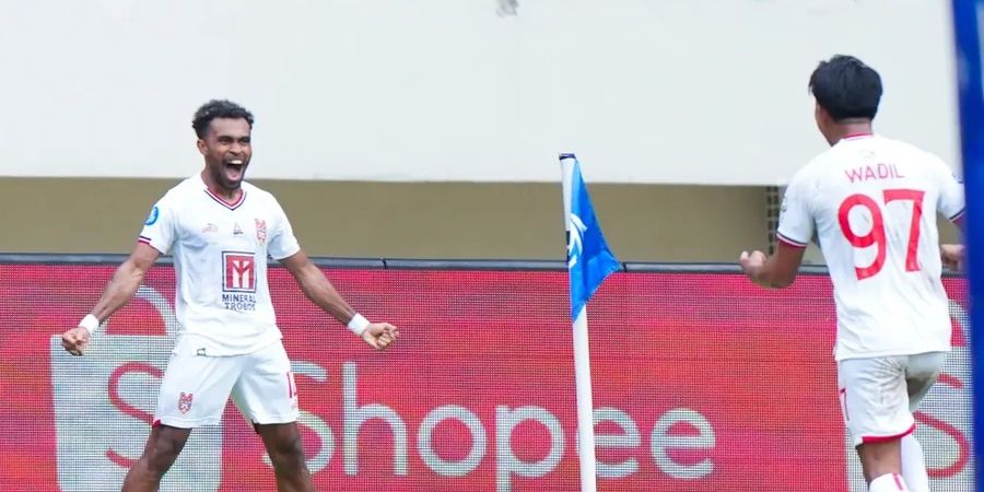 Yakob Sayuri Langsung Ditawarkan ke Patrick Kluivert Usai Cetak Hattrick Kilat Saat Malut United Libas Persis Solo