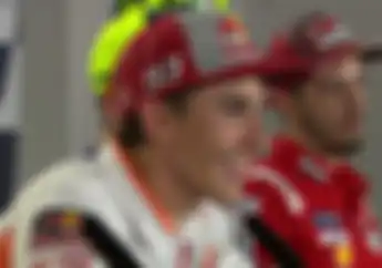 Ini Dalih Valentino Rossi Kenapa Tolak Menjabat Tangannya Marquez