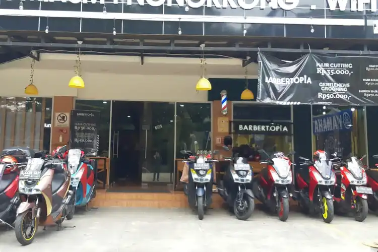 Cari Berkah, Komunitas Yamaha Lexi Ini Rayakan Ulang Tahun yang Ketiga Sambil Santuni Anak Yatim