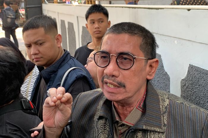 Fahmi Bachmid mewakili  Nikita Mirzani dalam sidang gugatan terhadap dokter Reza Gladys hari ini, Rabu (28/5/2025), di Pengadilan Negeri Jakarta Selatan.