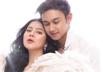 Akhirnya Dinner Berdua Suami, Felicya Angelista Terlihat Kenakan Tas Chanel Ratusan Juta