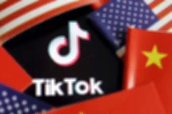 Ilustrasi logo TikTok di konflik AS-China.(REUTERS/FLORENCE LO)