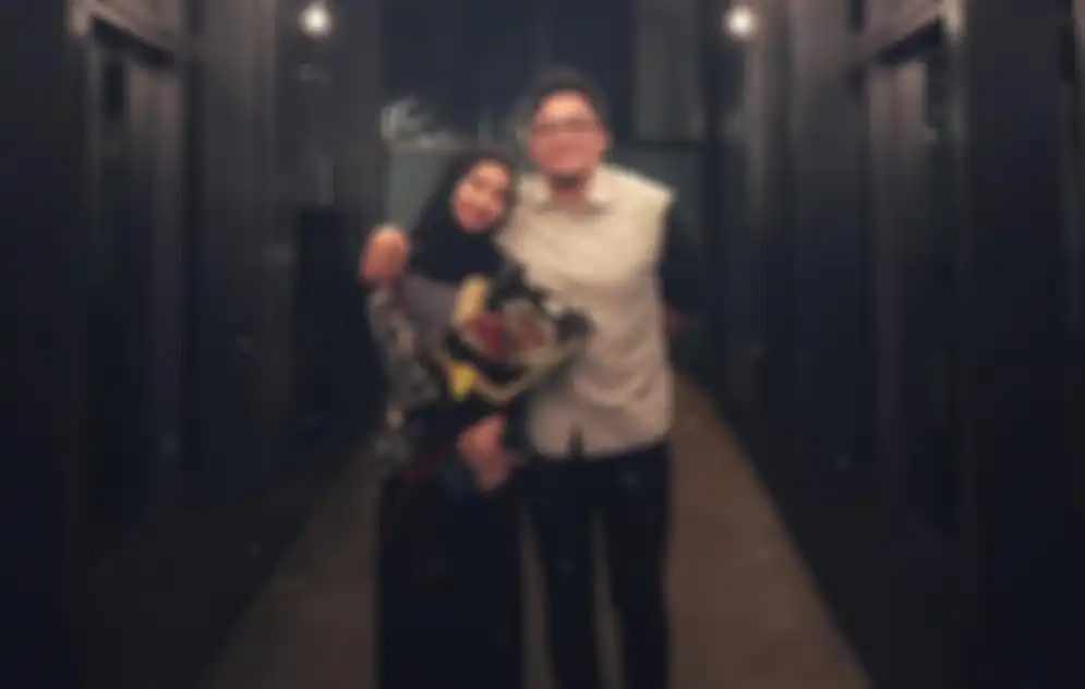Gaya Serasi Laudya Cynthia Bella dan Engku Emran