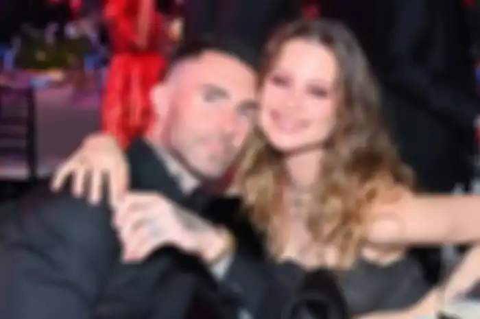 Adam Levine dan Behati Prinsloo menikah tahun 2014 