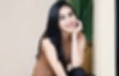 Lagi-lagi Jadi Sorotan, Aksi Genit Ayu Ting Ting ke Pilot Ganteng Ini Bikin Heboh Penonton, Ibu Bilqis Sampai Nekat Glendotan dan Jongkok