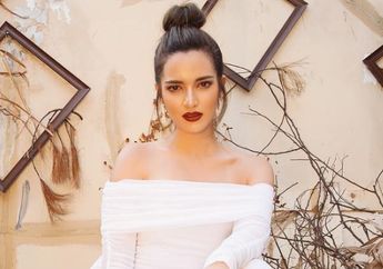 Kenakan Baju Seksi di Pantai, Nia Ramadhani Diingatkan Netizen Soal Gelar Haji: Sudah Haji Kok Kaya Gitu!