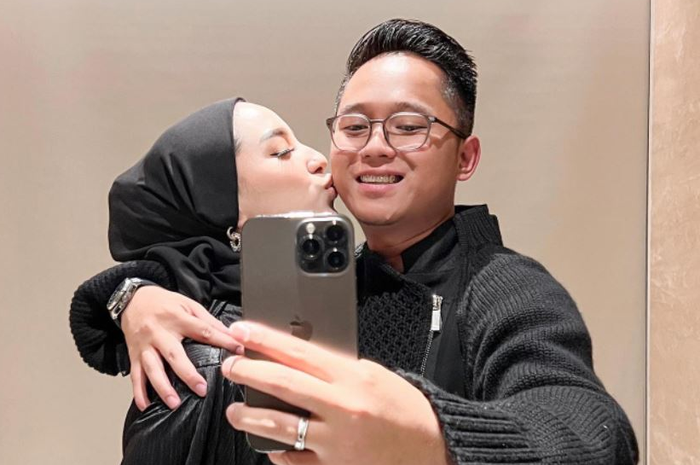 Dinan Nurfajrina bongkar kebiasaan Doni Salmanan di ranjang.