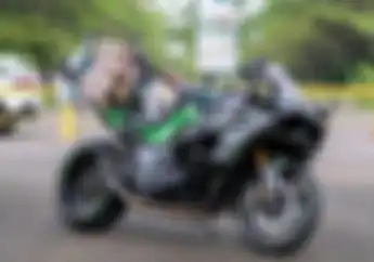 Dimodif Mirip Kawasaki H2R, Kawasaki ZX-11 Kini Jadi Motor Starling