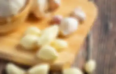 Tips Hidup Sehat dengan Modal Bawang Putih, Mulai Malam Ini Letakkan di Bawah Bantal dan Rasakan Efek Menakjubkan Keesokan Harinya