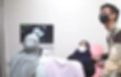 Mual Muntah di Awal Hamil, Dokter Kandungan Terkejut Lihat Hasil USG Ria Ricis, Kaki Calon Bayi Teuku Ryan Jadi Sorotan