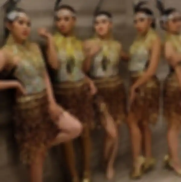 Sosok kakak Nia Ramadhani